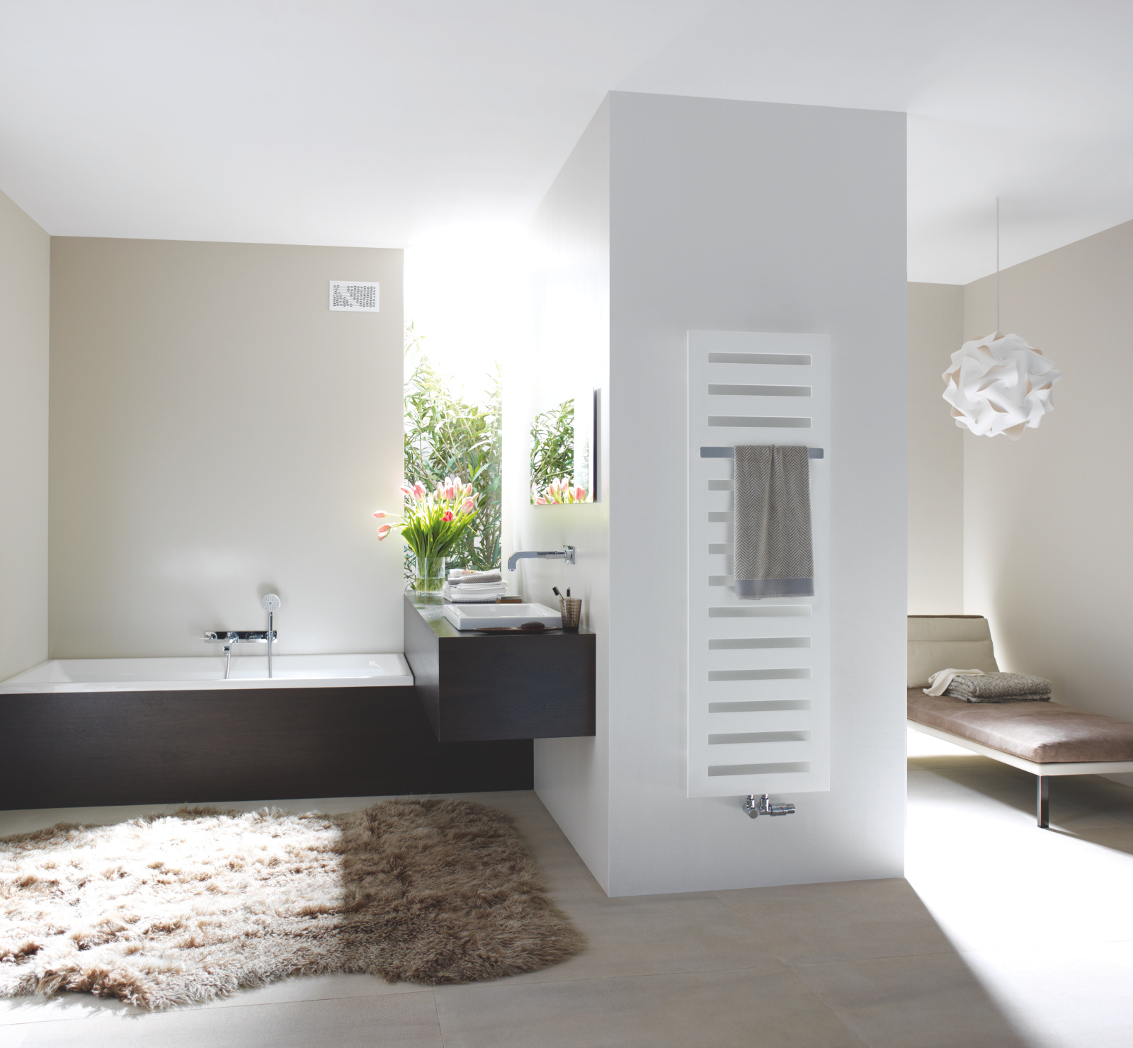 Rendering Zehnder Metropolitan Bar Decorative radiator Front view