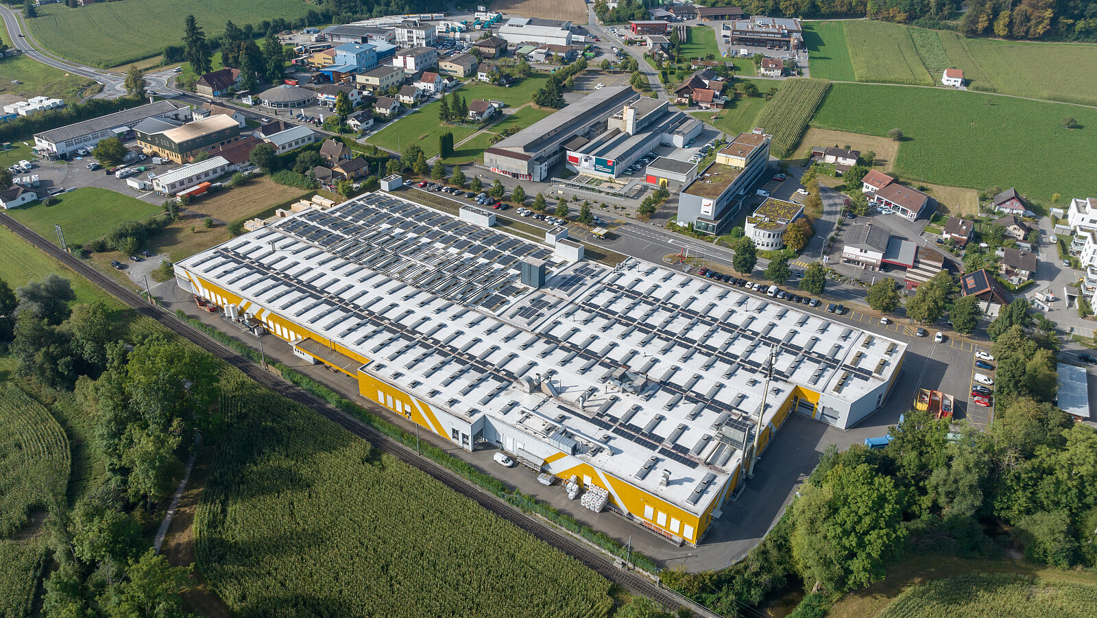 Luftaufnahme Zehnder Group Schweiz AG Gränichen