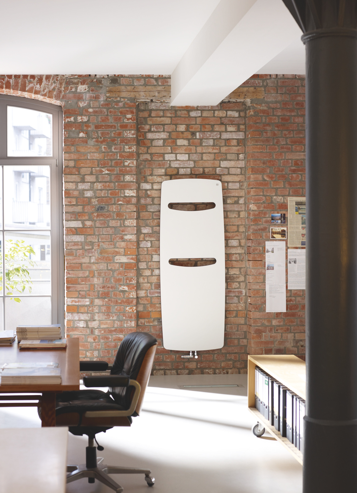 Cut-Out Zehnder Vitalo Spa Decorative radiator Front view