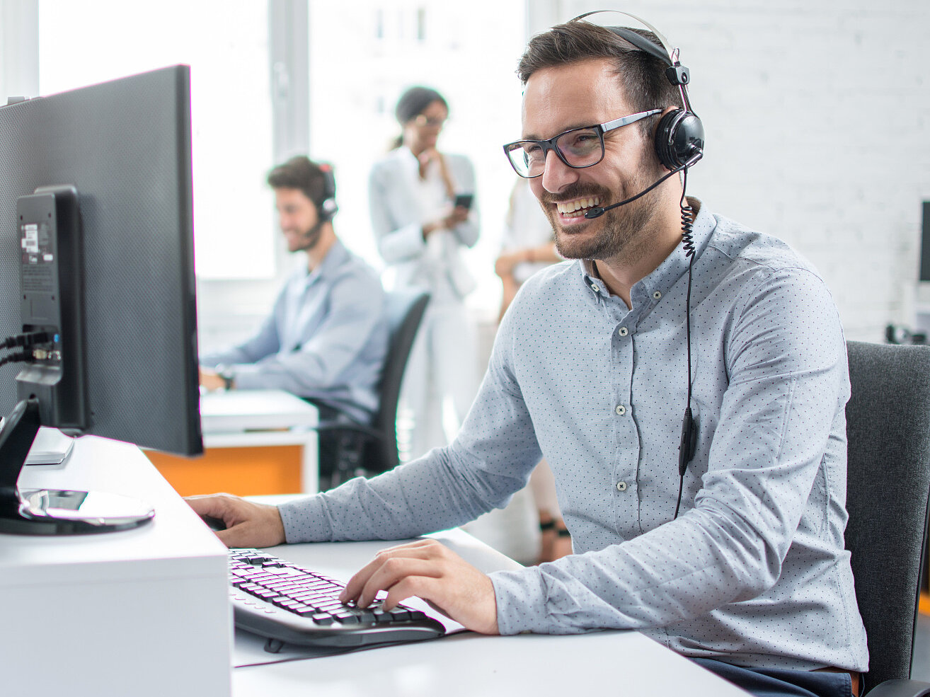 Uomo al telefono, consigli